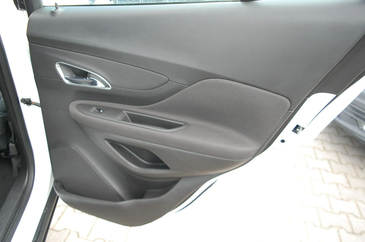 Opel Mokka - Zdjęcie 32