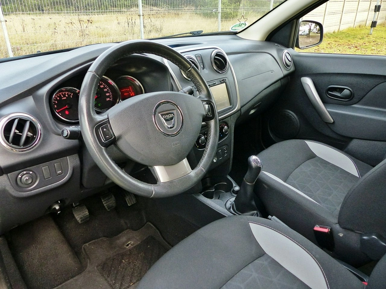 Dacia Sandero Stepway - Zdjęcie 18