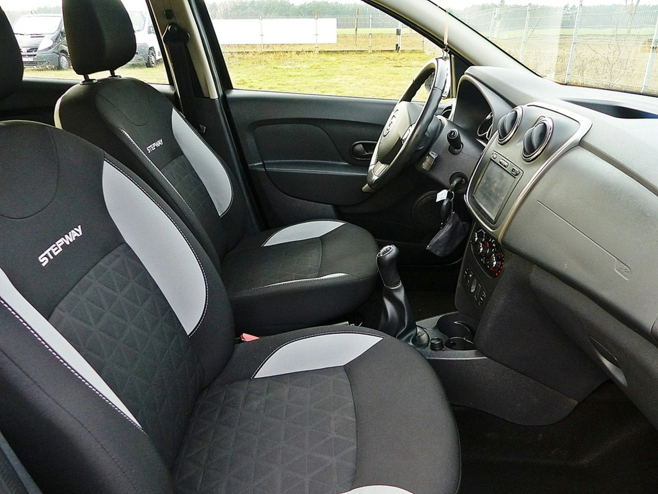 Dacia Sandero Stepway - Zdjęcie 25
