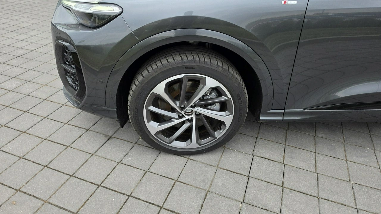 Audi Q5 - Zdjęcie 3
