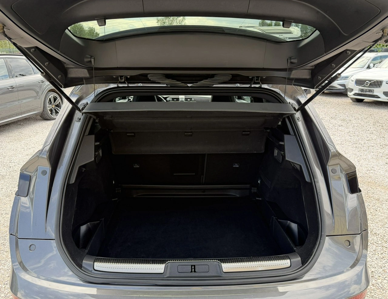 DS Automobiles DS 7 Crossback - Zdjęcie 11