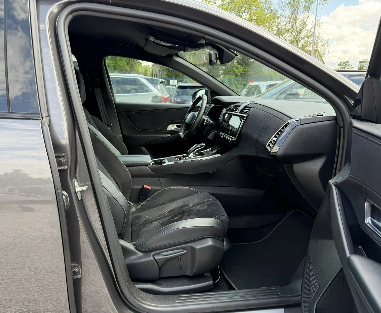 DS Automobiles DS 7 Crossback - Zdjęcie 12