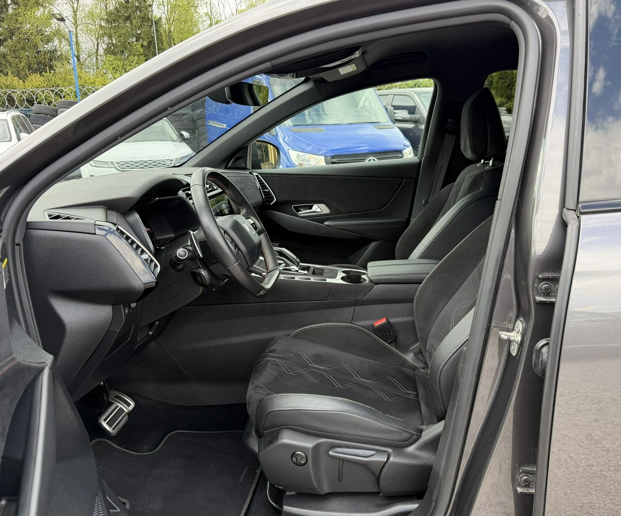 DS Automobiles DS 7 Crossback - Zdjęcie 34