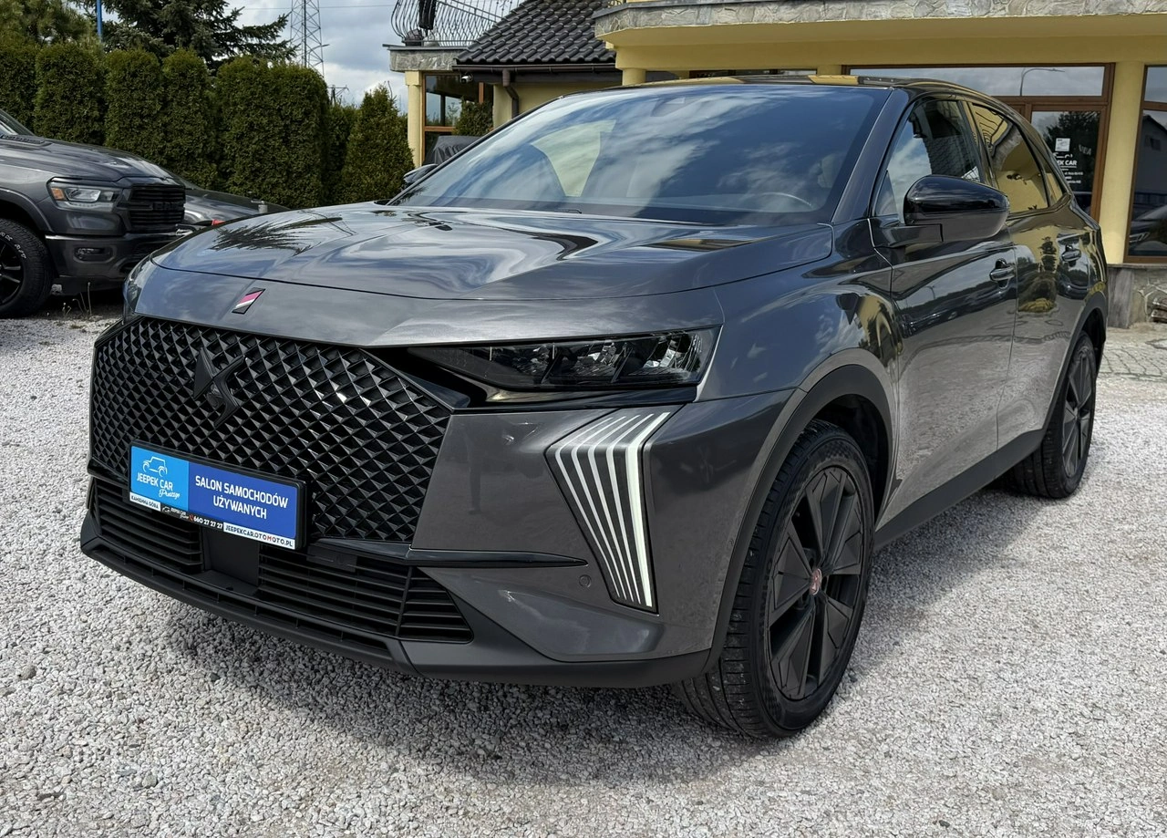 DS Automobiles DS 7 Crossback - Główne zdjęcie