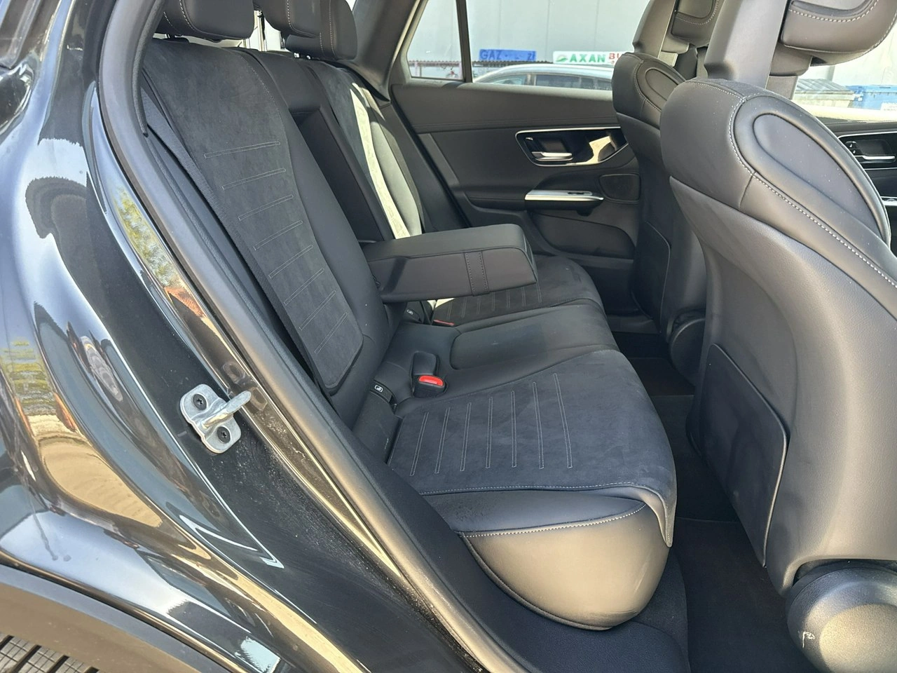 Mercedes GLC 200 - Zdjęcie 18