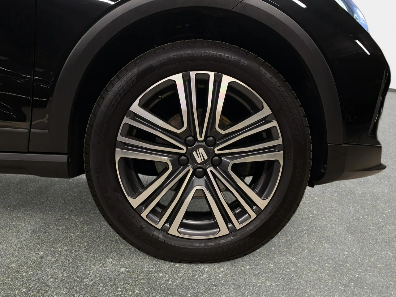 Seat Arona - Zdjęcie 10