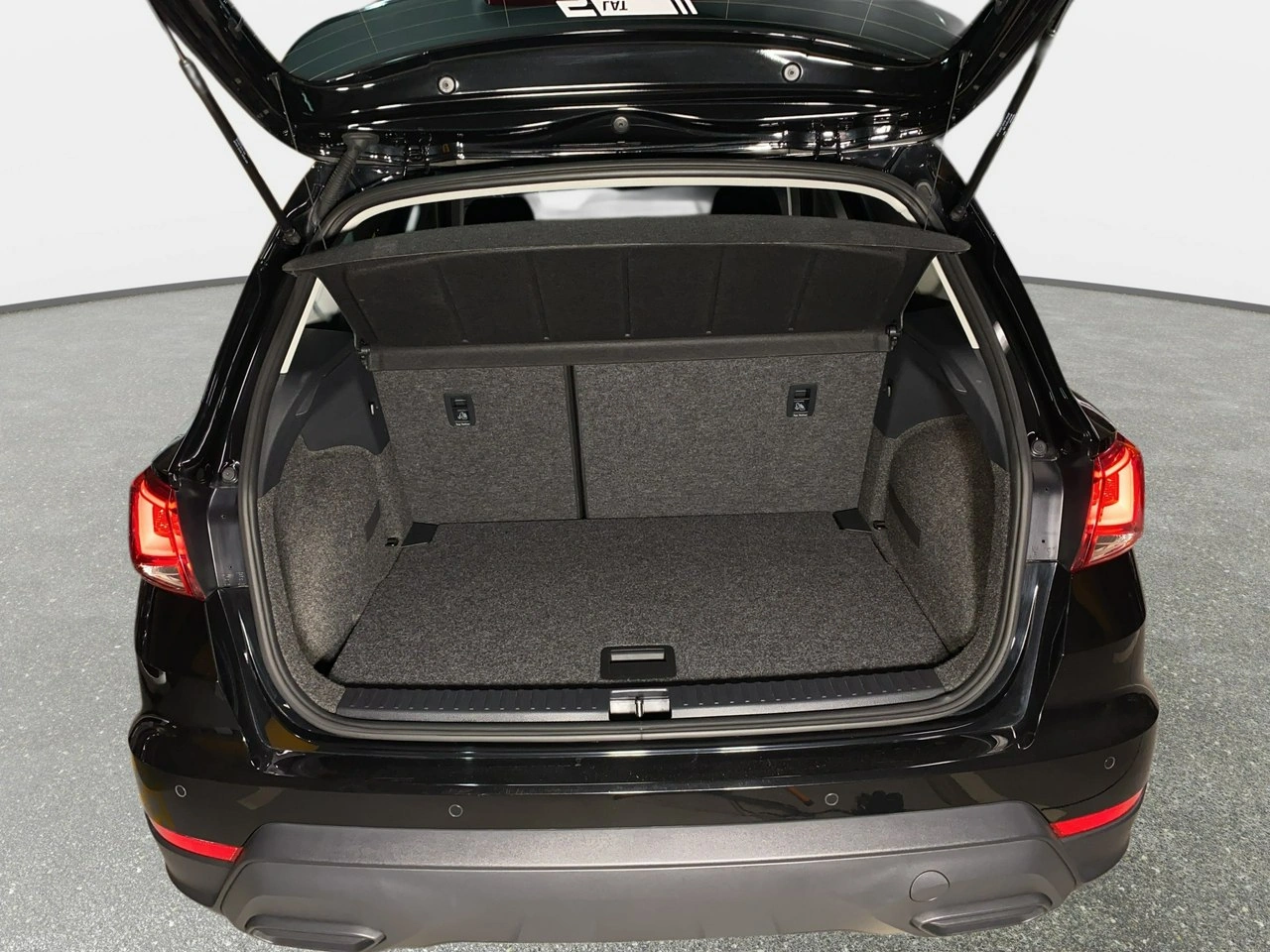 Seat Arona - Zdjęcie 11