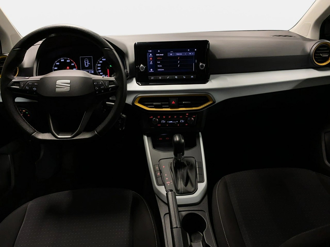 Seat Arona - Zdjęcie 14