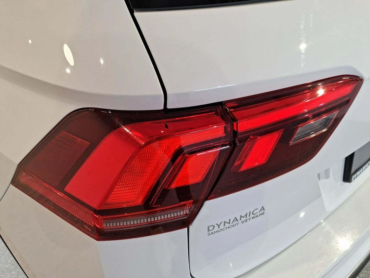 Volkswagen Tiguan - Zdjęcie 10