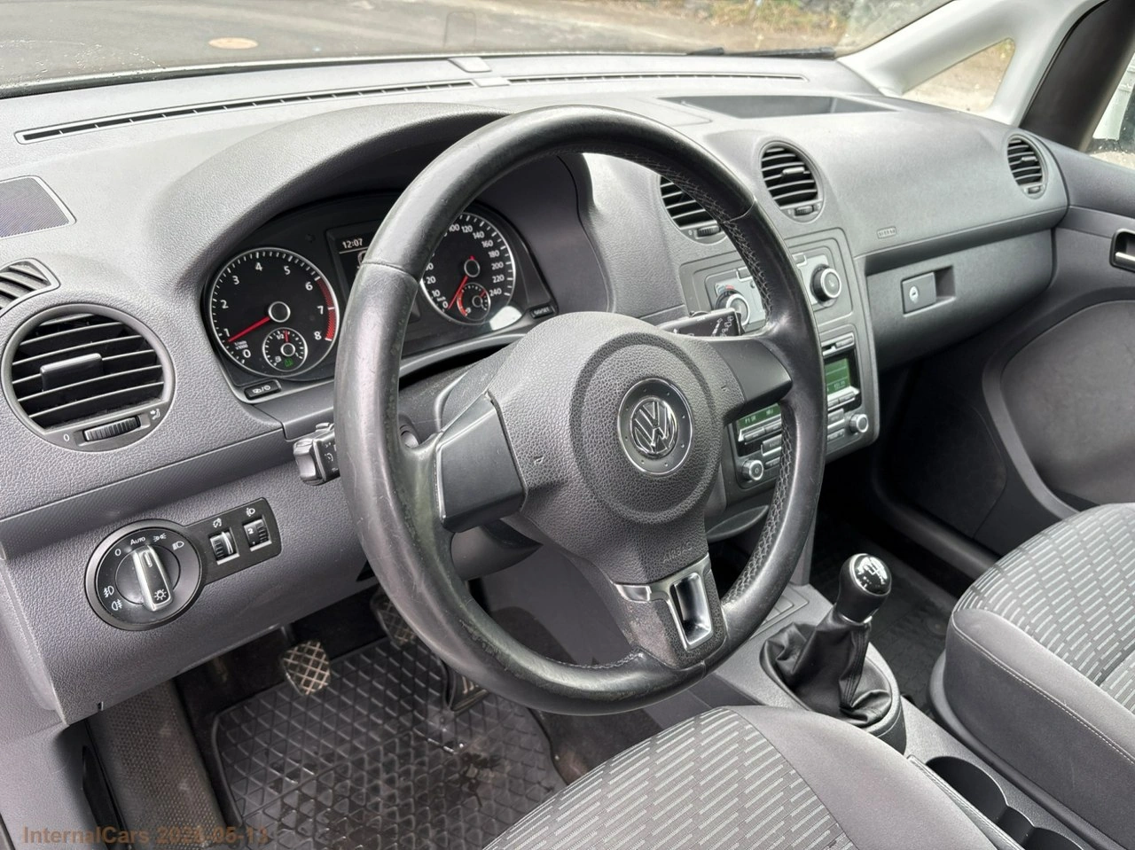 Volkswagen Caddy - Zdjęcie 12