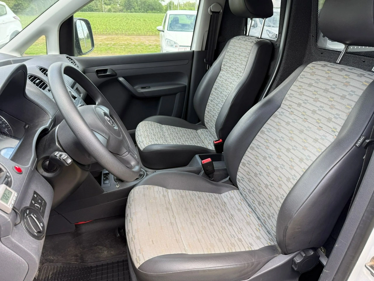 Volkswagen Caddy - Zdjęcie 22