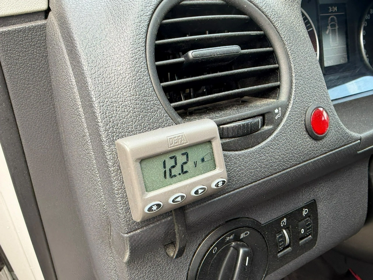 Volkswagen Caddy - Zdjęcie 23