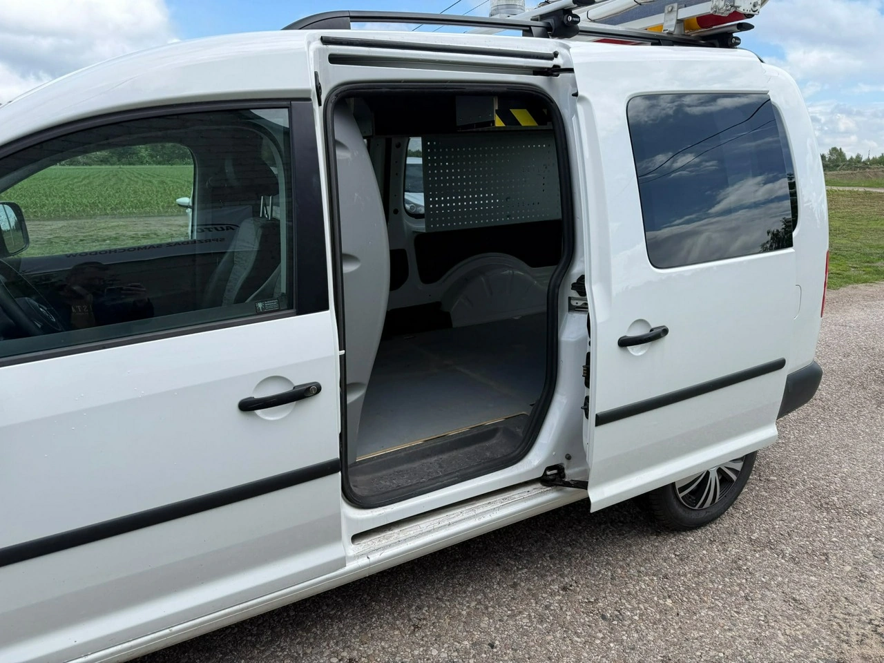 Volkswagen Caddy - Zdjęcie 26