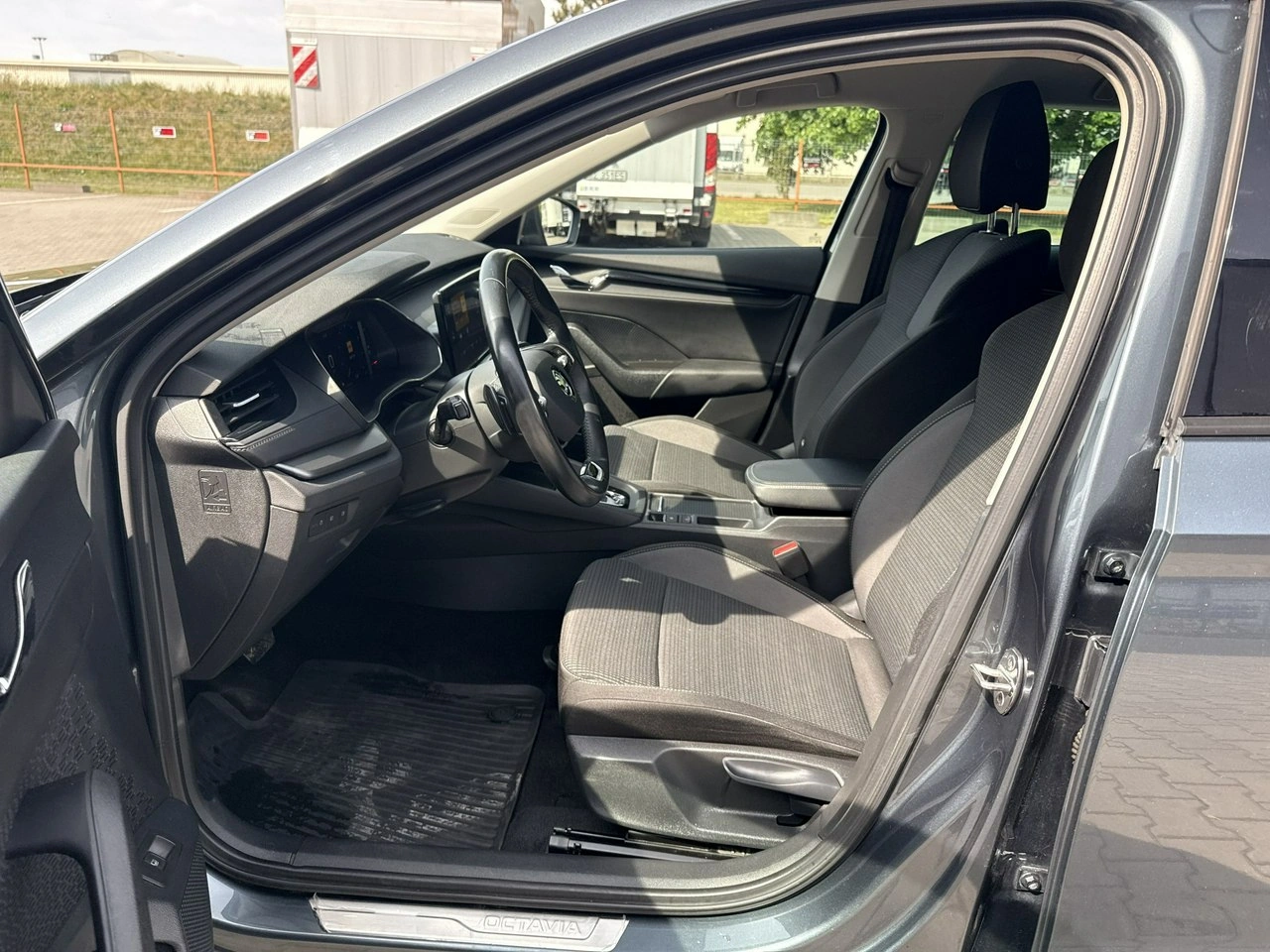 Skoda Octavia - Zdjęcie 10