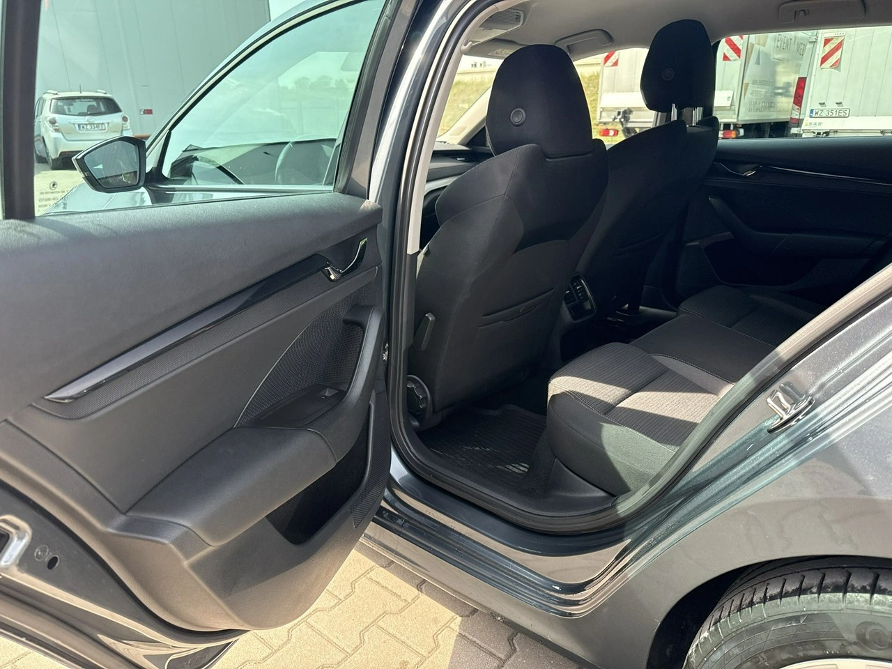 Skoda Octavia - Zdjęcie 13