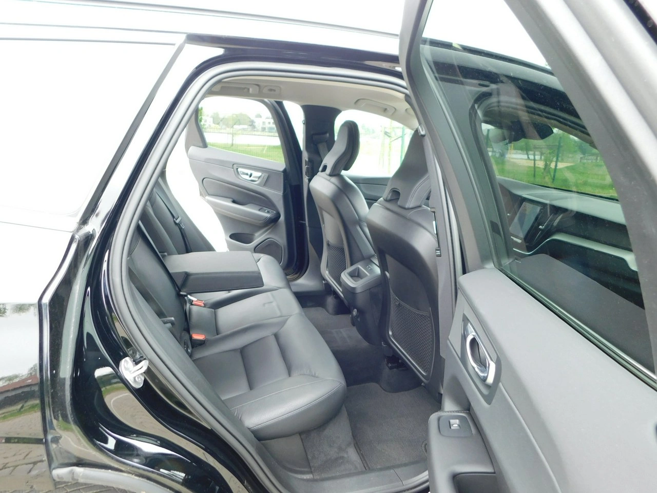 Volvo XC 60 - Zdjęcie 8