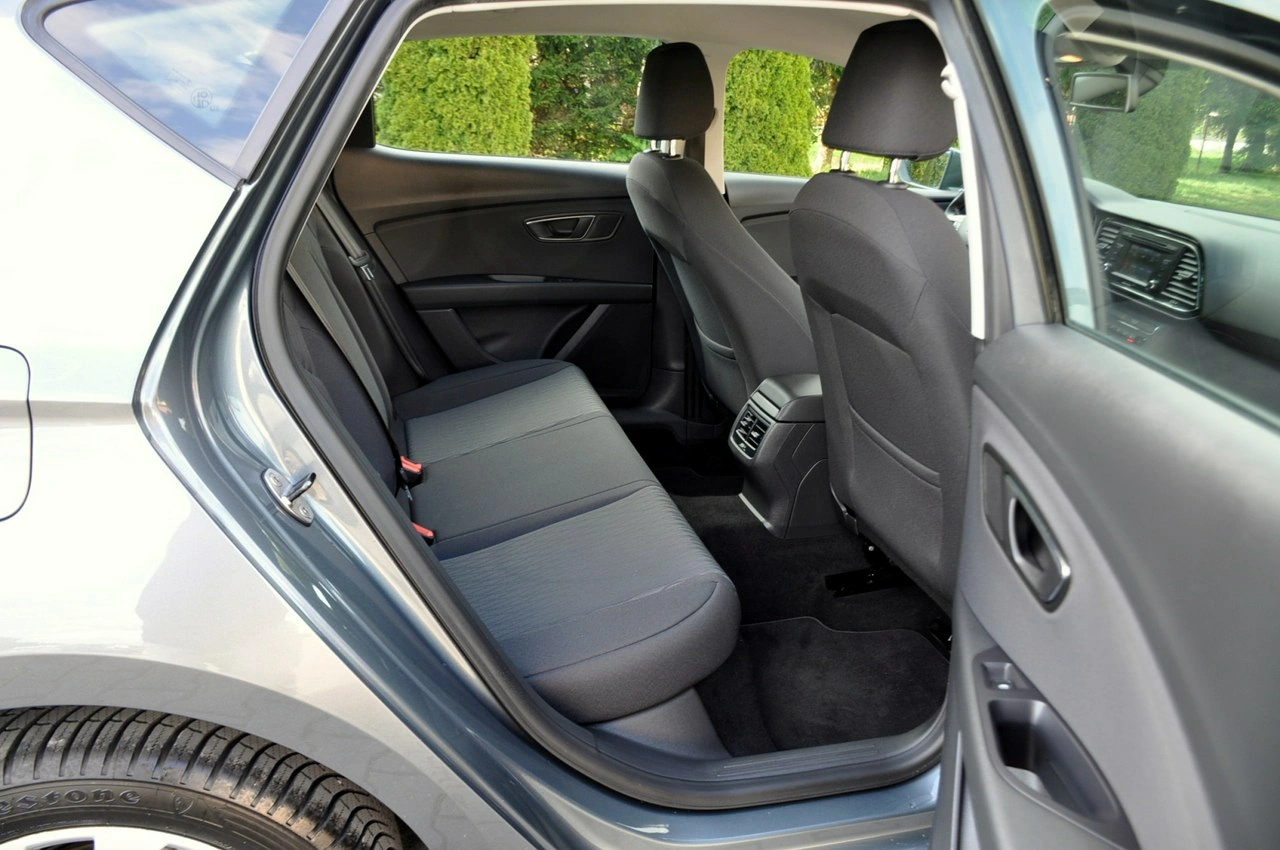 Seat Leon - Zdjęcie 18