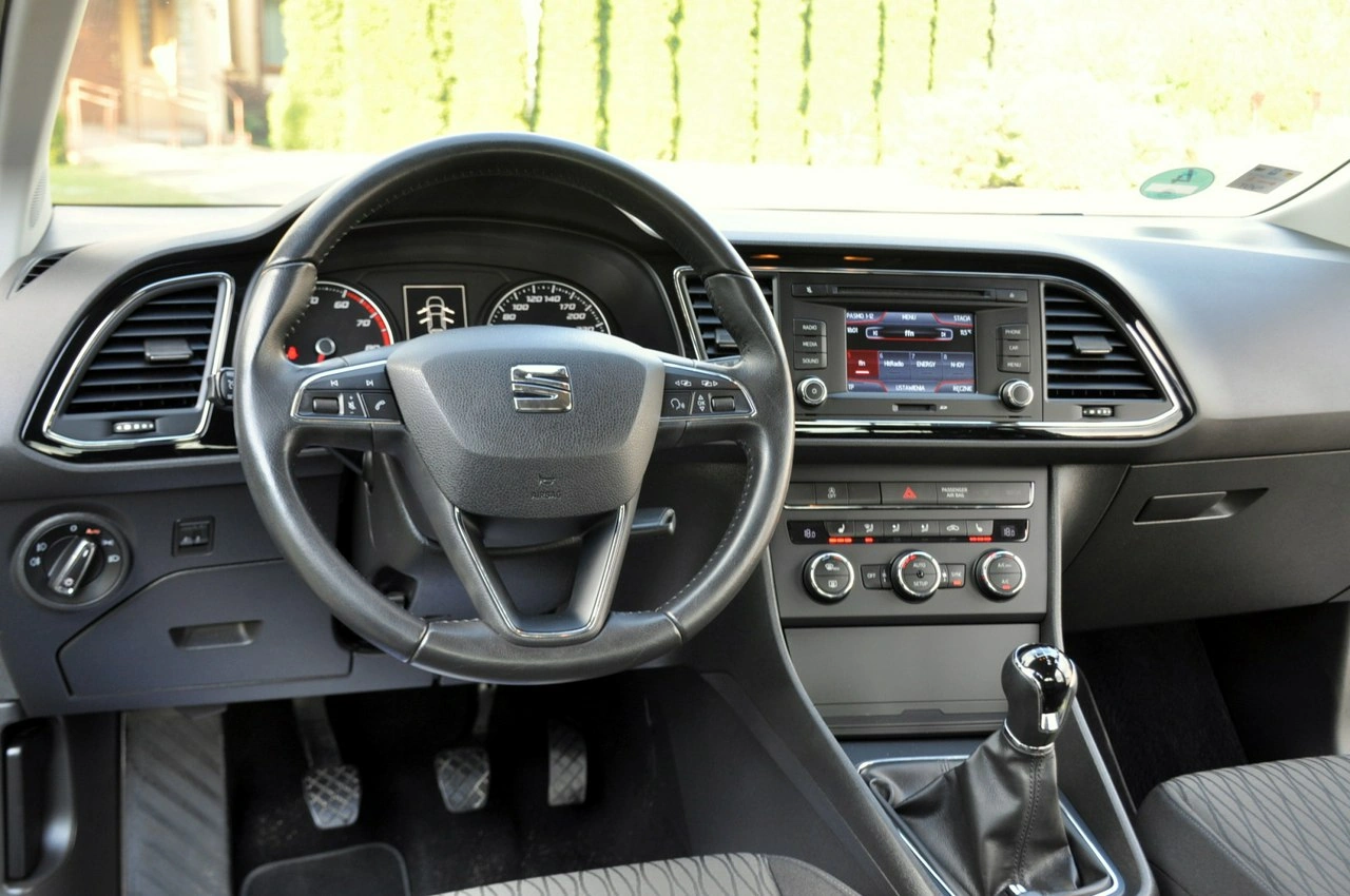 Seat Leon - Zdjęcie 28