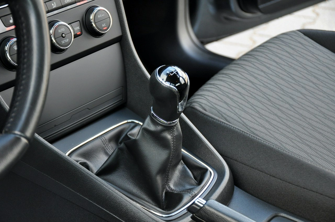 Seat Leon - Zdjęcie 32