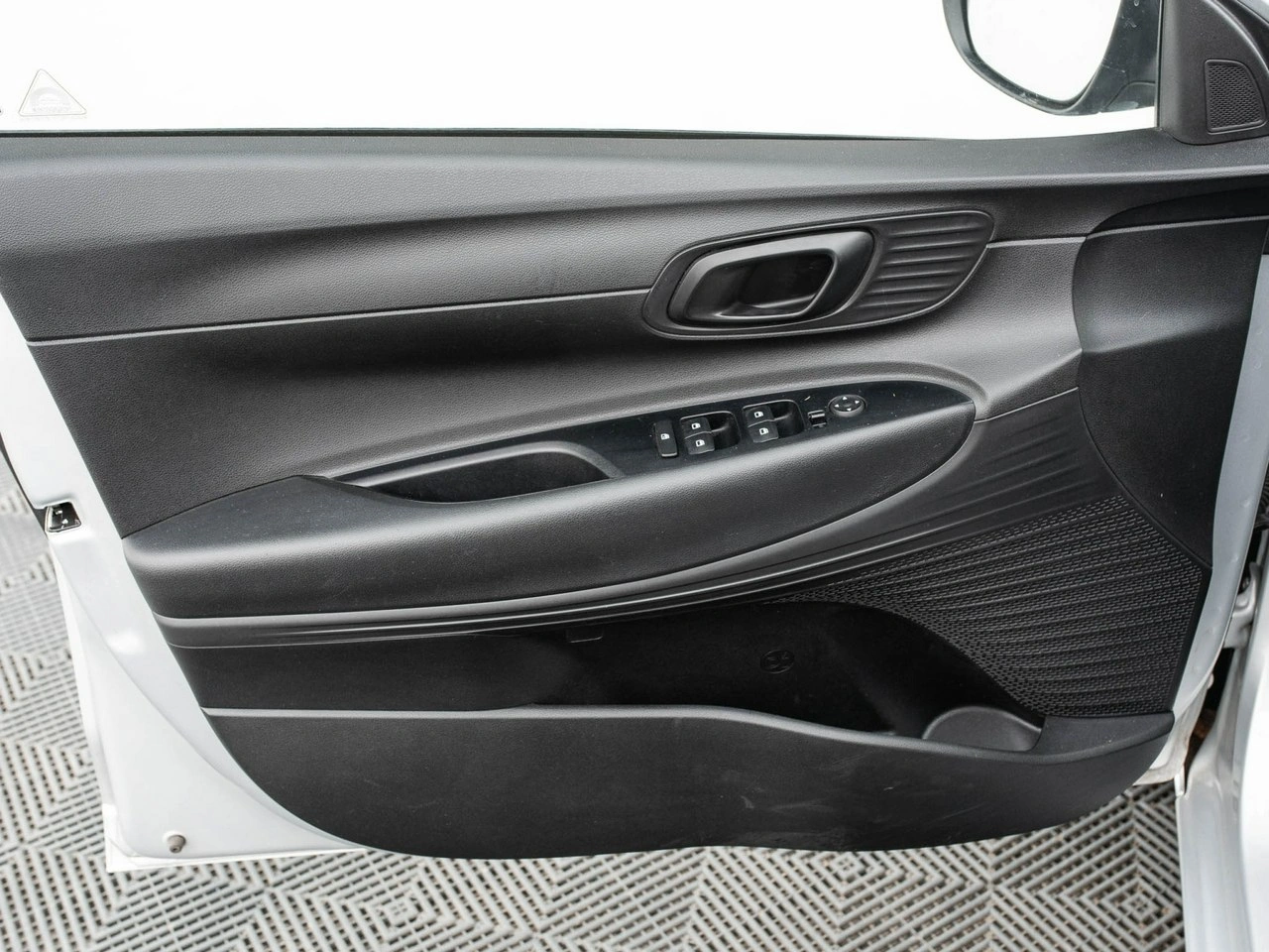 Hyundai i20 - Zdjęcie 9