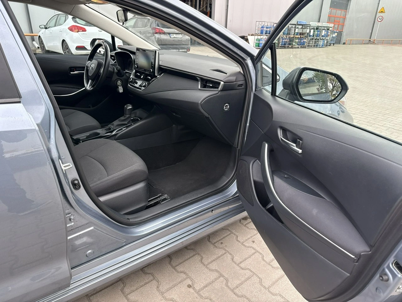 Toyota Corolla - Zdjęcie 18