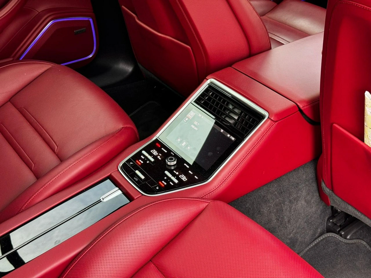 Porsche Panamera - Zdjęcie 23