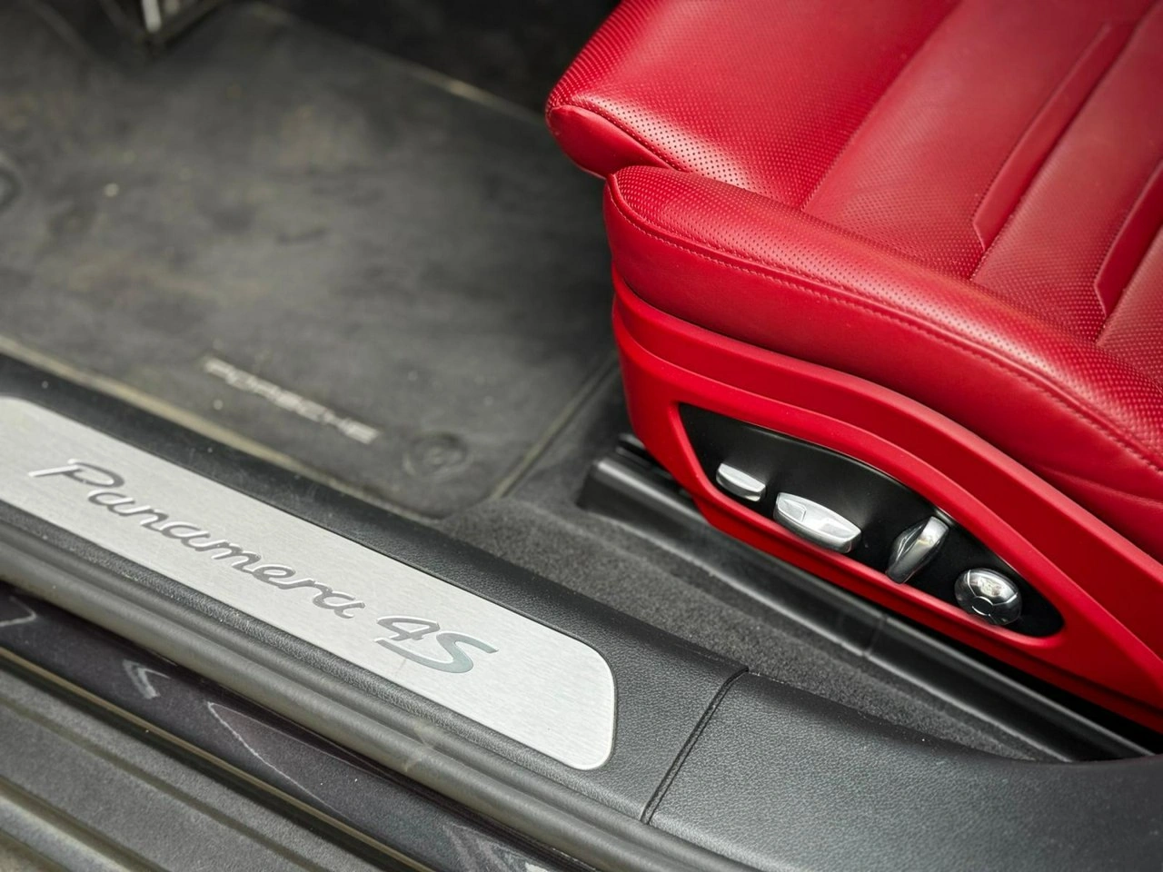 Porsche Panamera - Zdjęcie 28