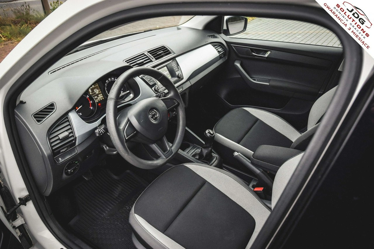 Skoda Fabia - Zdjęcie 16