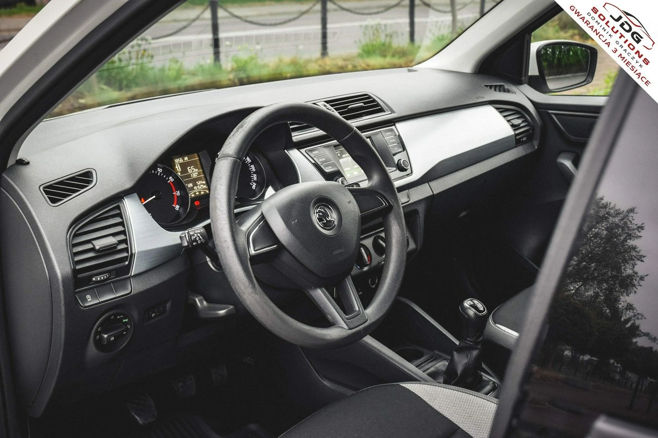 Skoda Fabia - Zdjęcie 17