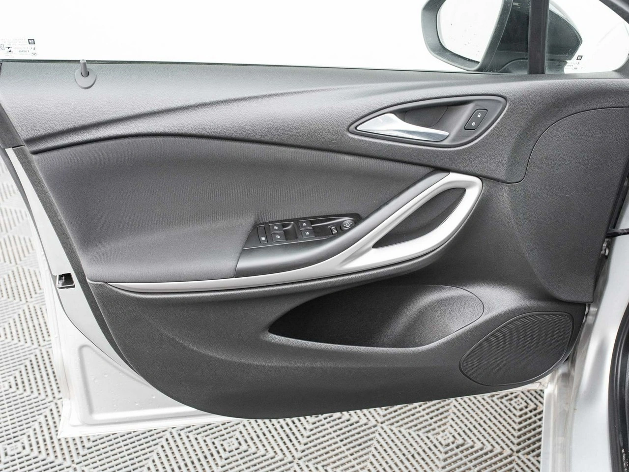 Opel Astra - Zdjęcie 9