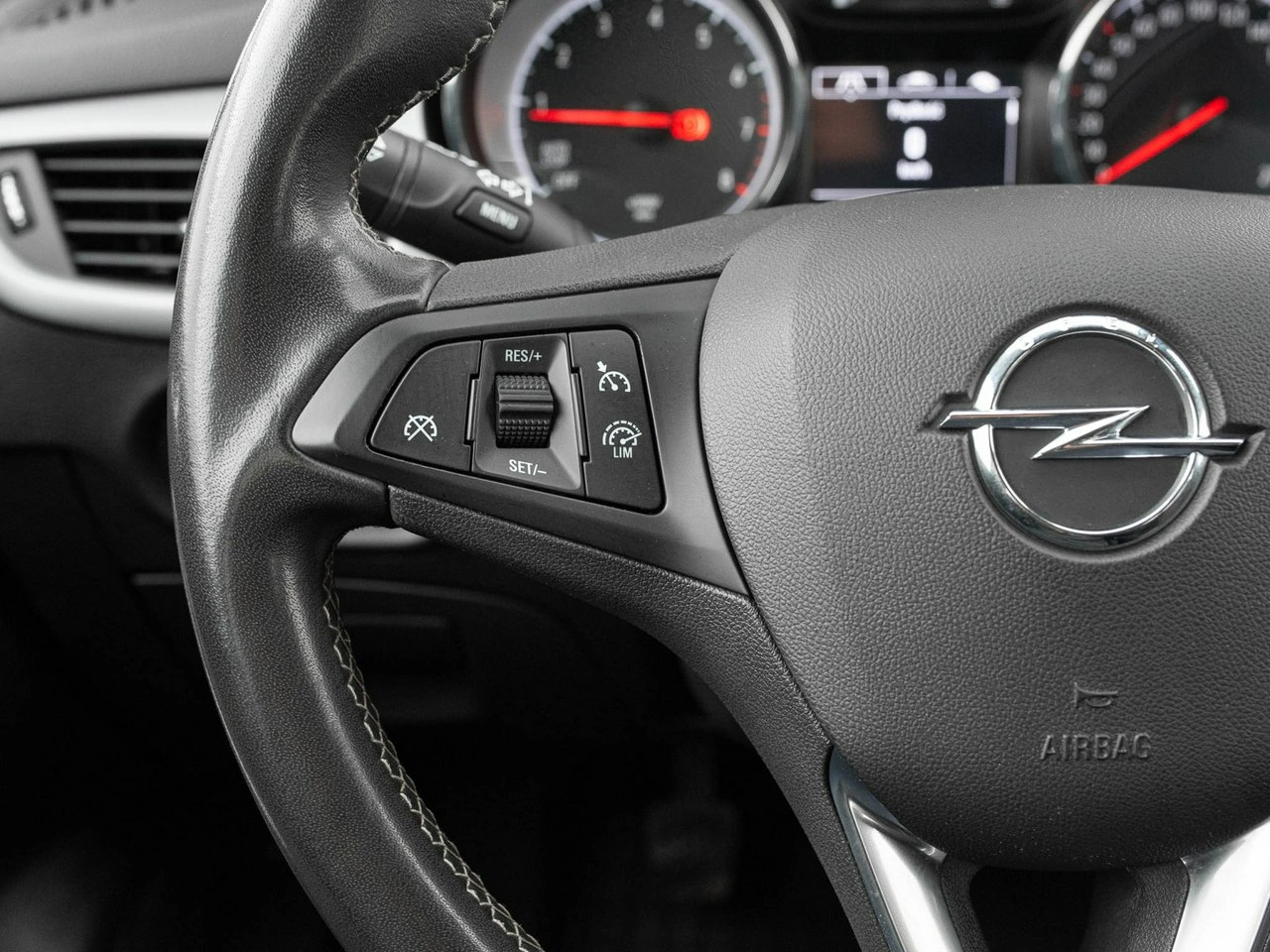 Opel Astra - Zdjęcie 13