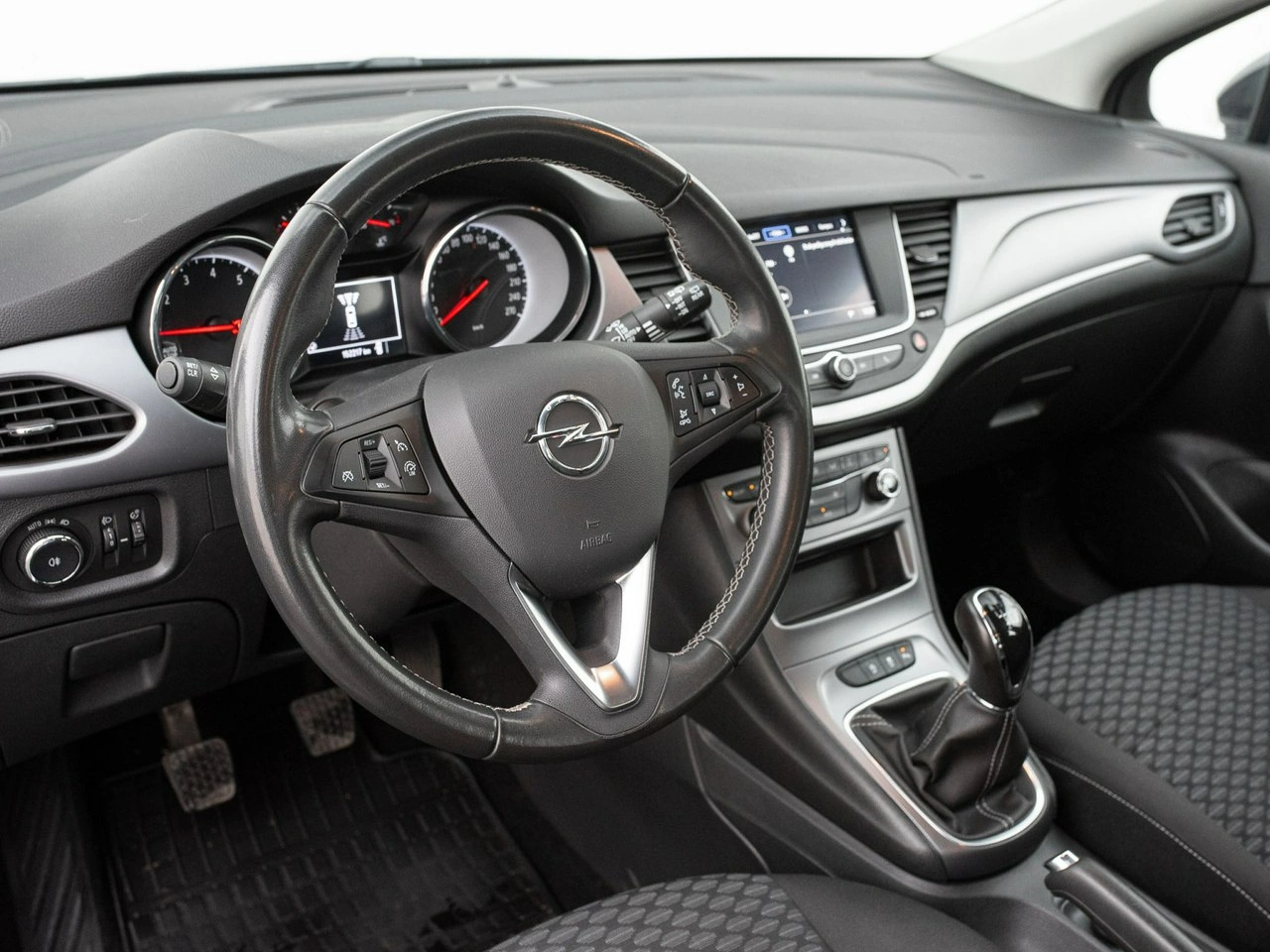 Opel Astra - Zdjęcie 5