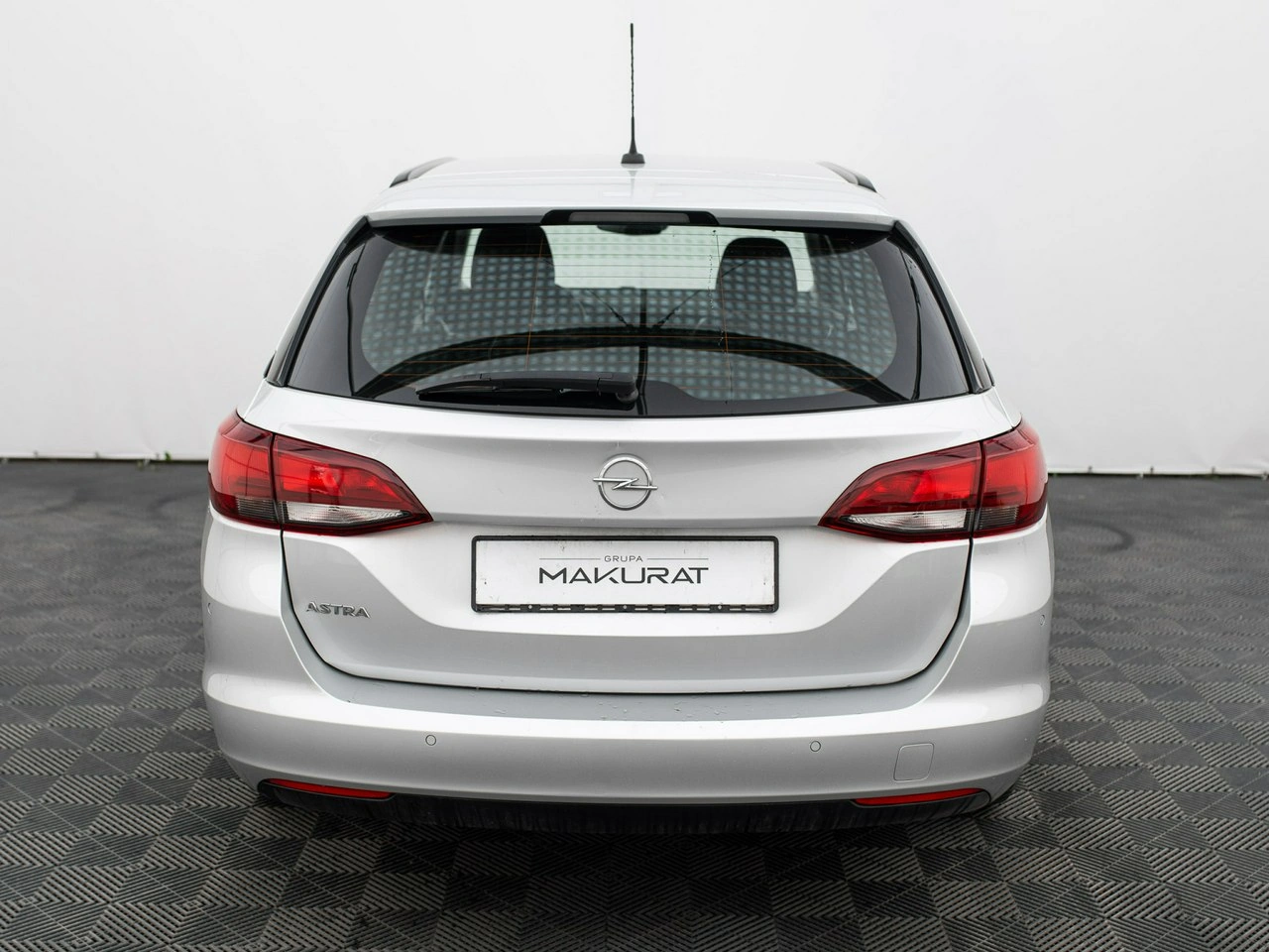 Opel Astra - Zdjęcie 8