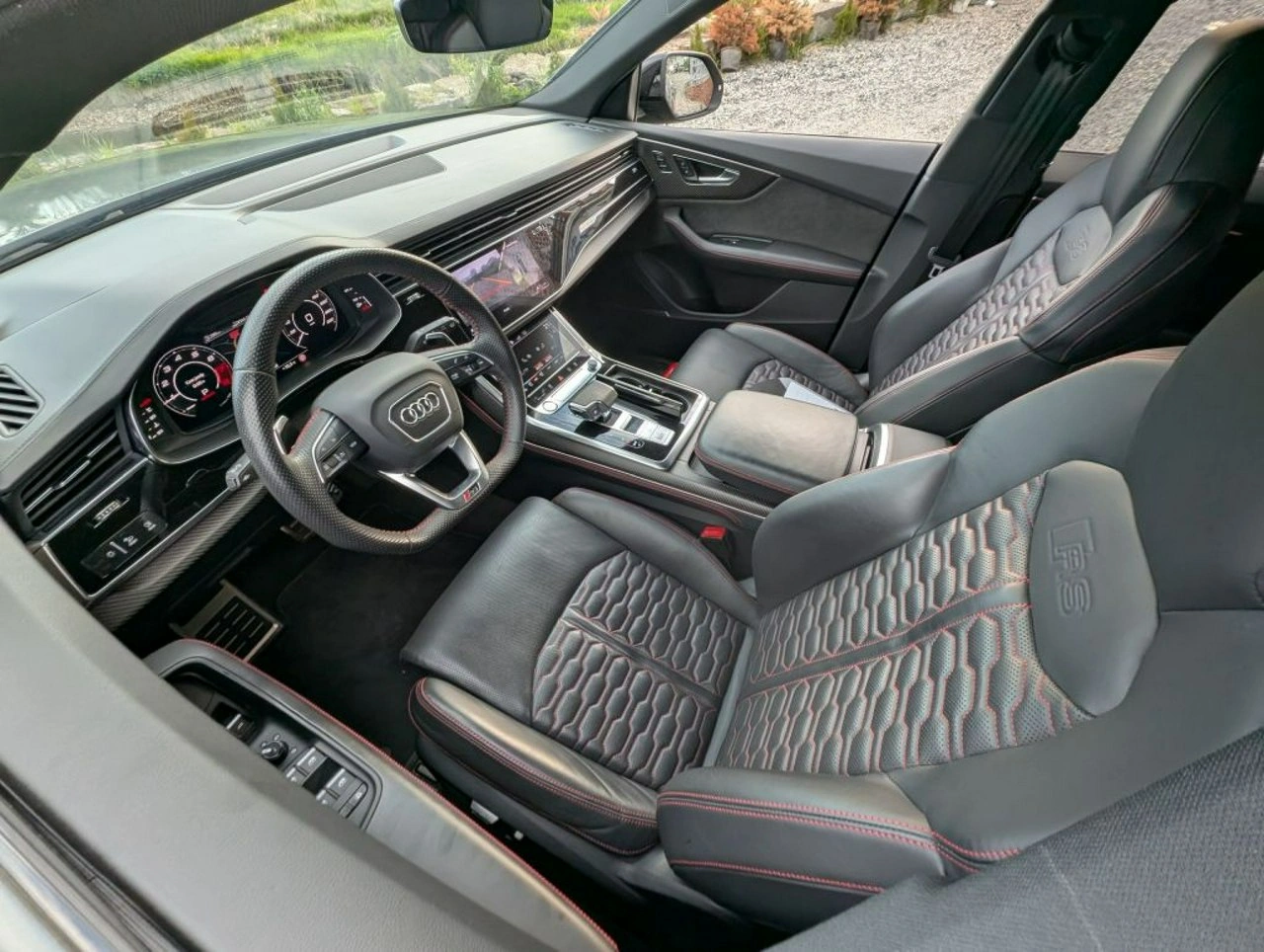Audi RS Q8 - Zdjęcie 10
