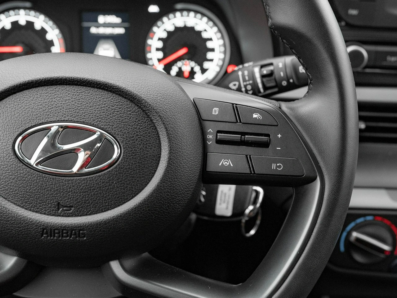 Hyundai Bayon - Zdjęcie 14