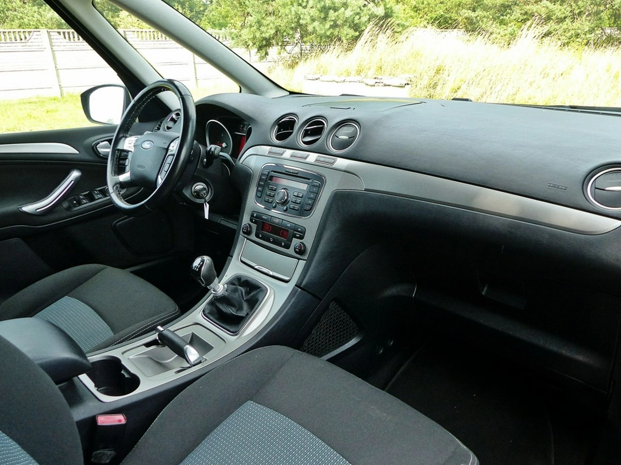 Ford Galaxy - Zdjęcie 25