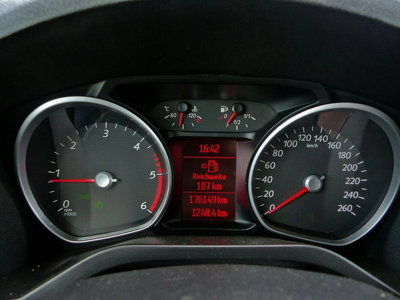 Ford Galaxy - Zdjęcie 29