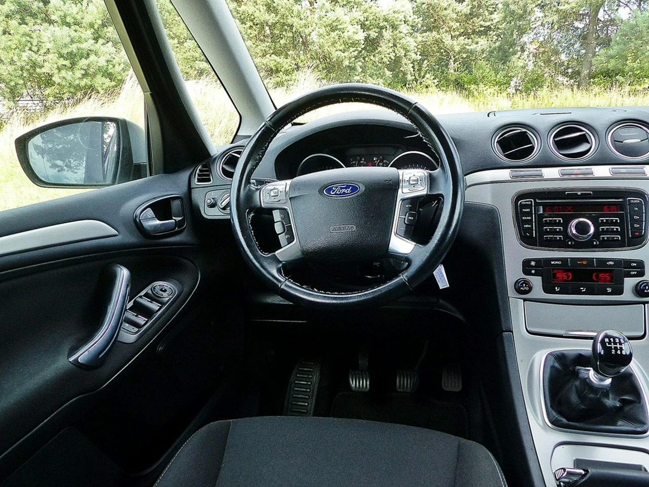 Ford Galaxy - Zdjęcie 34