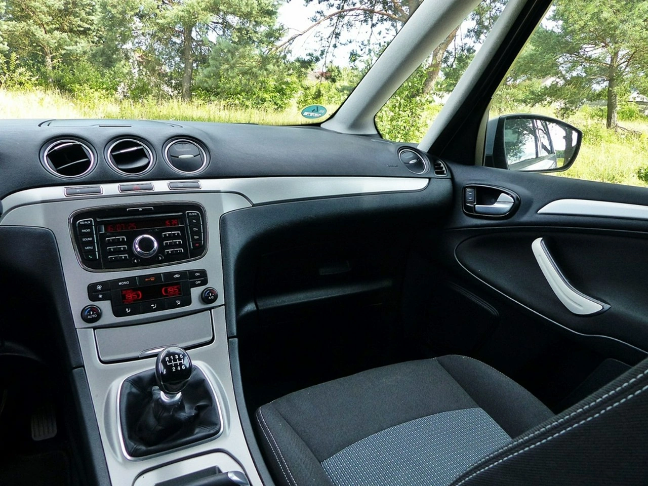 Ford Galaxy - Zdjęcie 36