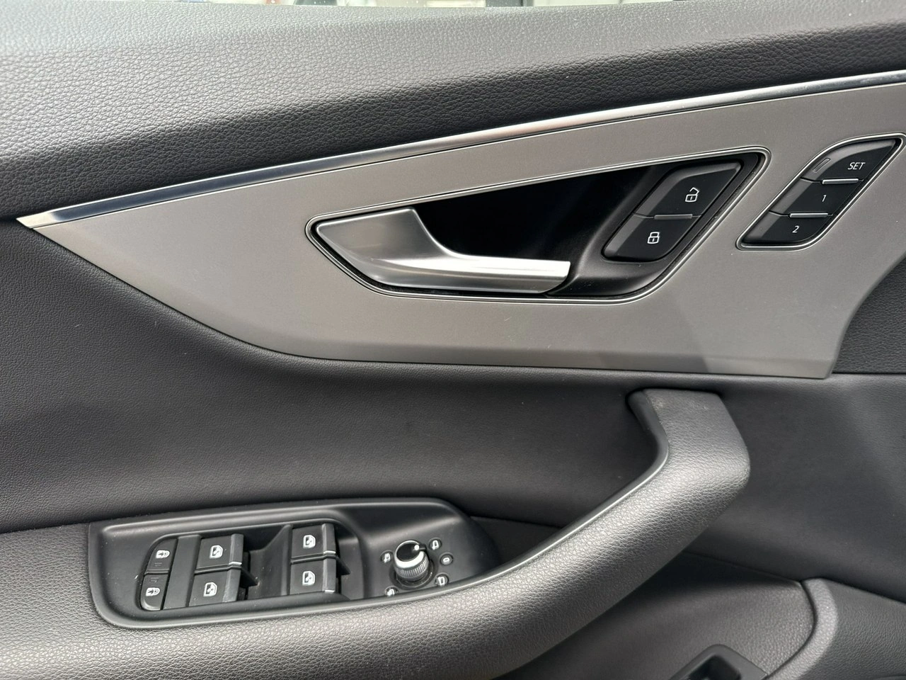 Audi Q7 - Zdjęcie 11