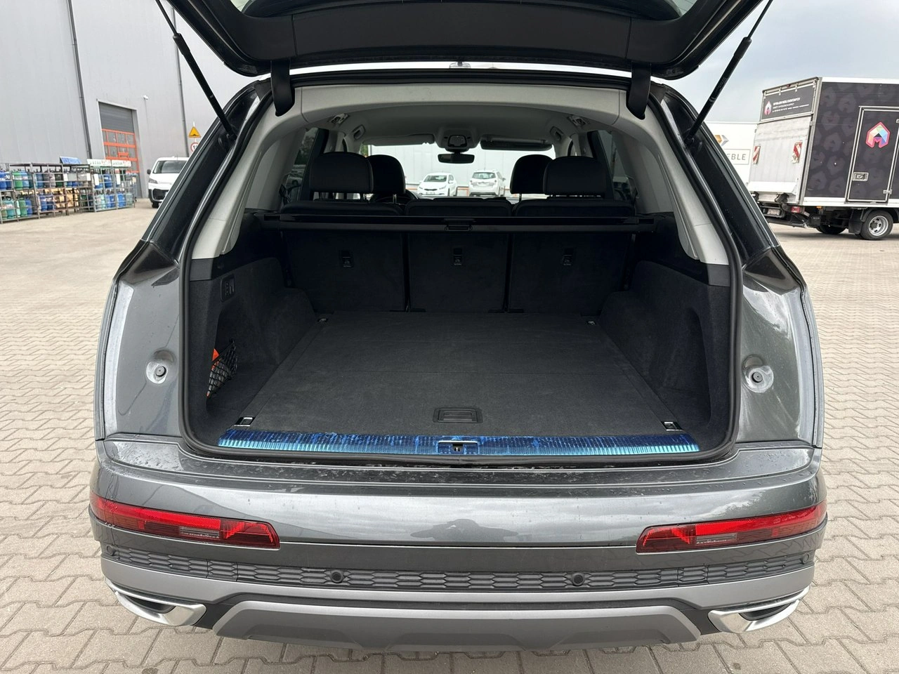 Audi Q7 - Zdjęcie 16