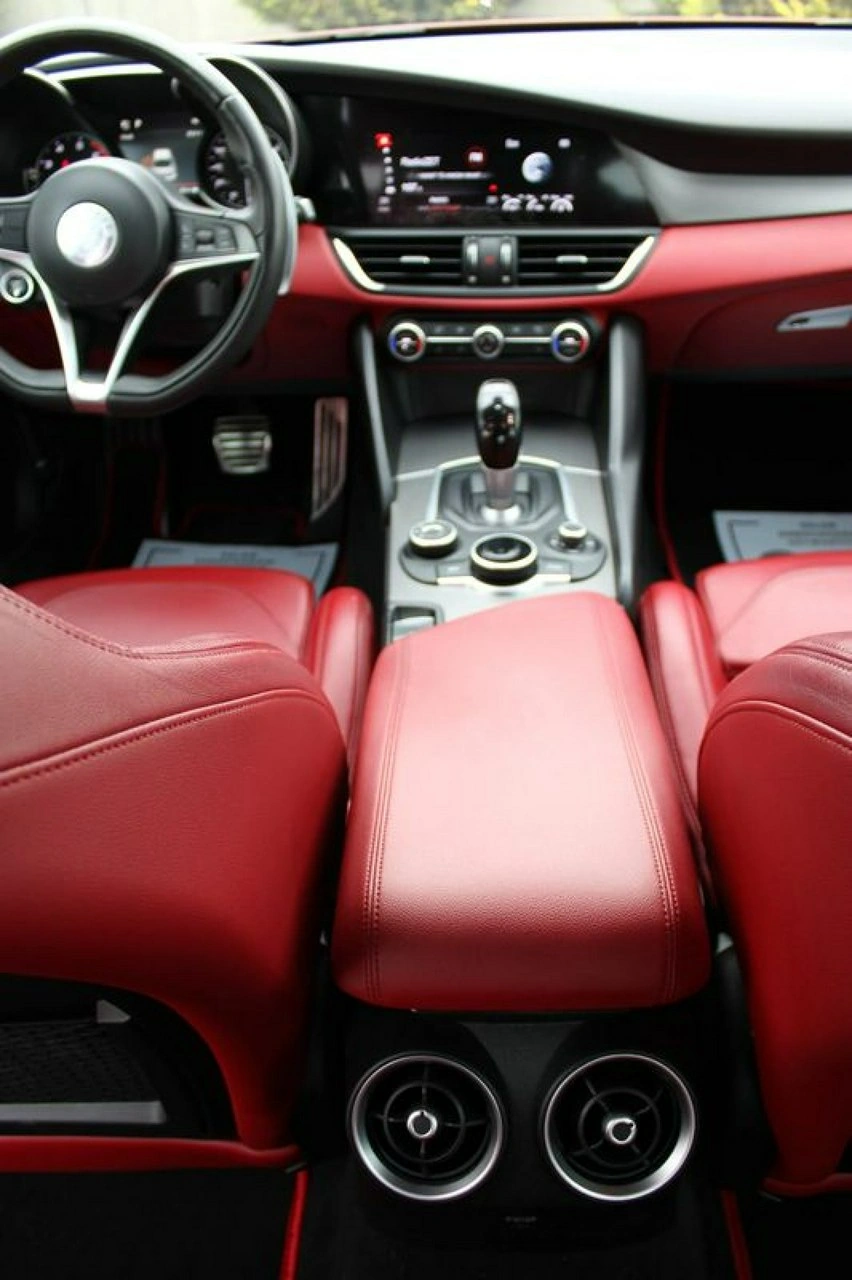 Alfa Romeo Giulia - Zdjęcie 27