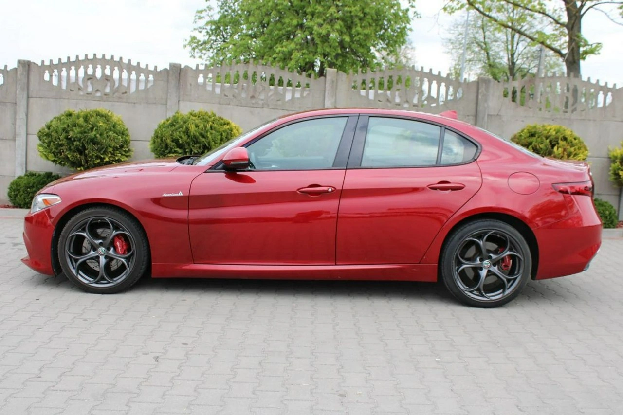 Alfa Romeo Giulia - Zdjęcie 3