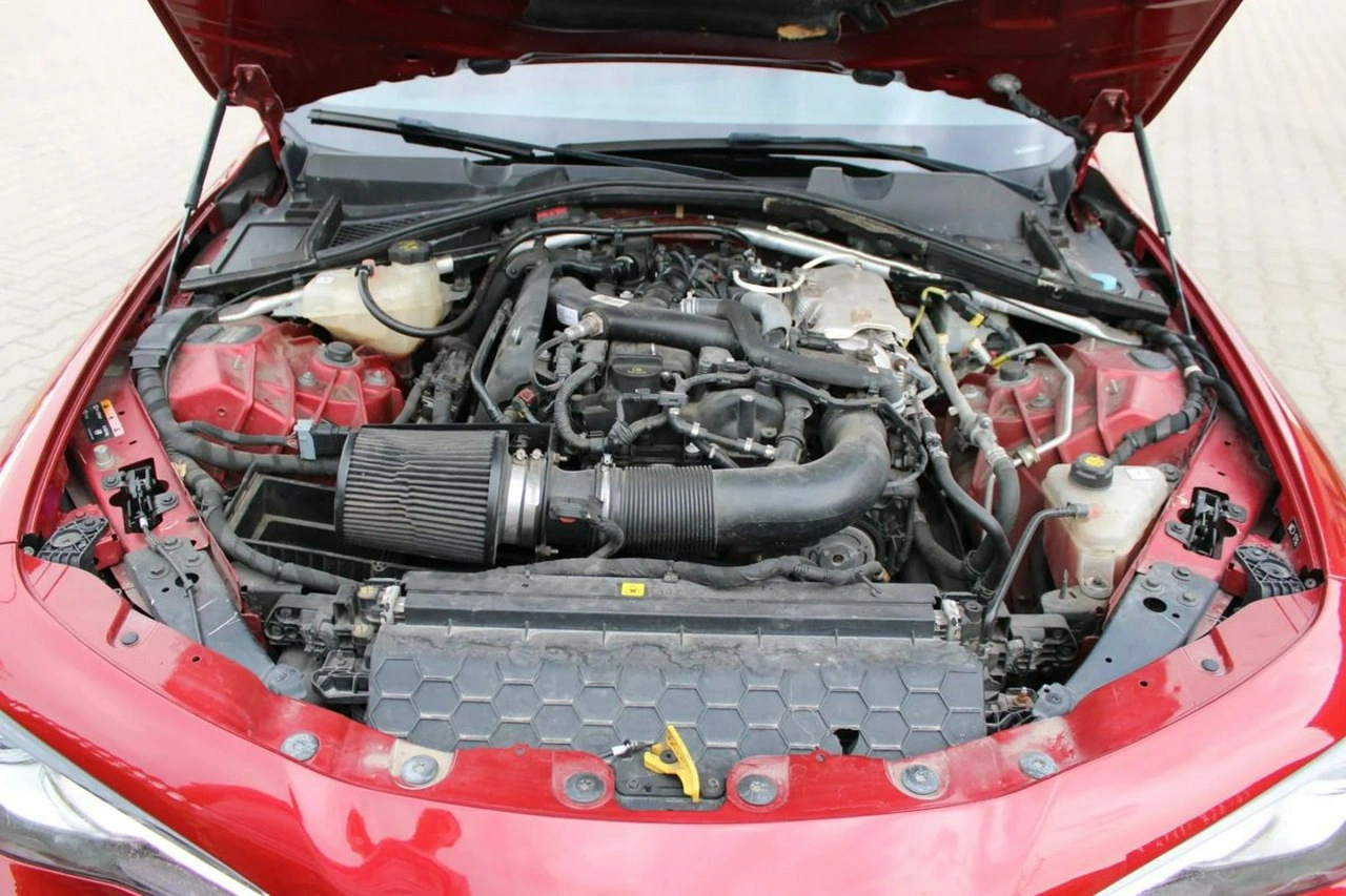 Alfa Romeo Giulia - Zdjęcie 35