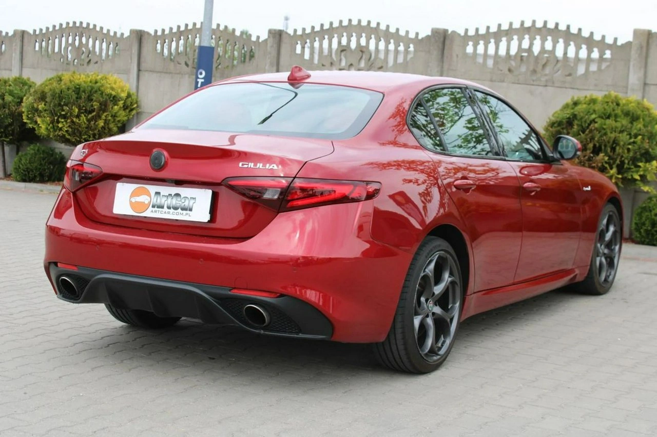 Alfa Romeo Giulia - Zdjęcie 6