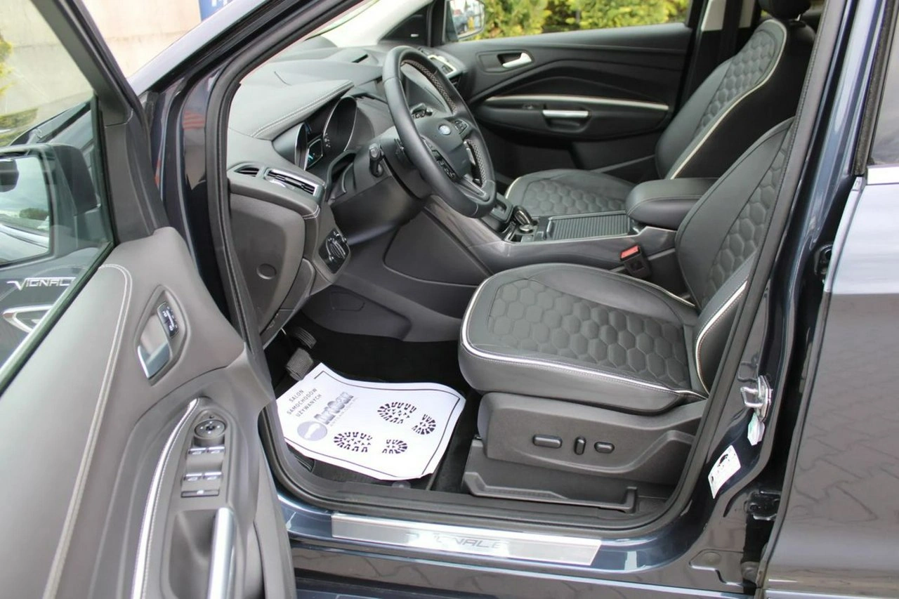 Ford Kuga - Zdjęcie 22