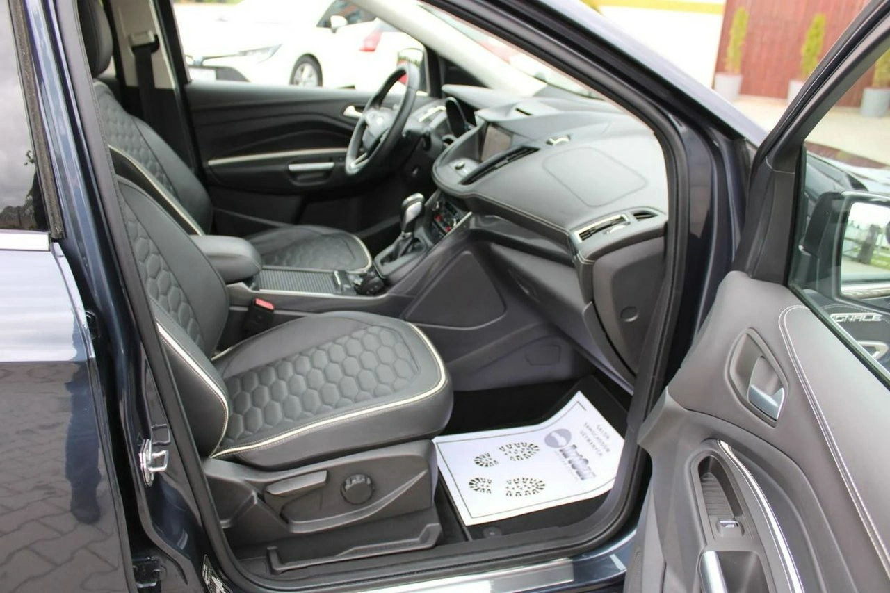 Ford Kuga - Zdjęcie 31