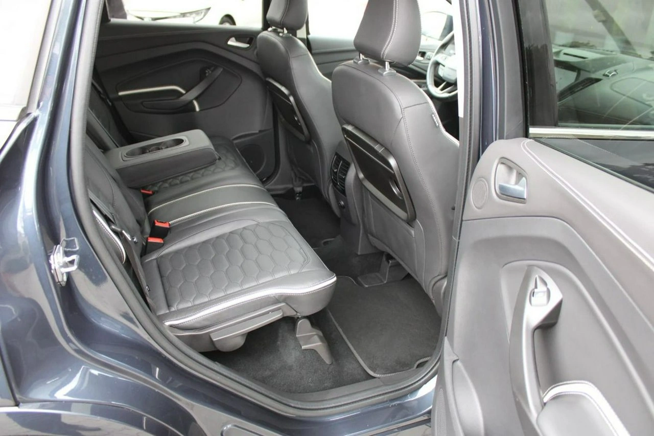 Ford Kuga - Zdjęcie 34