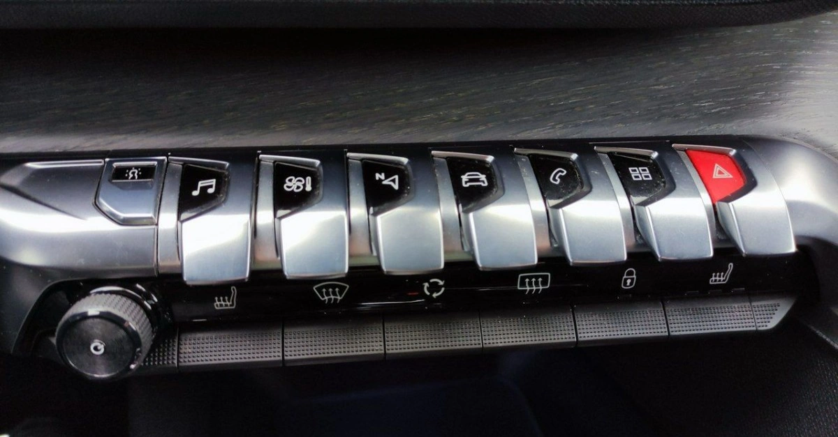 Peugeot 3008 - Zdjęcie 34