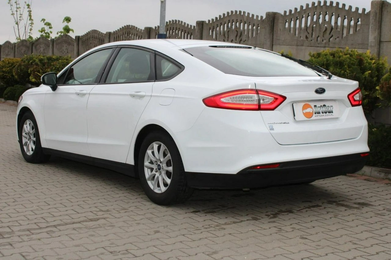 Ford Mondeo - Zdjęcie 13
